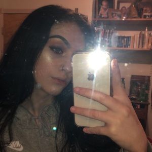 Meet your Posher, Ciara